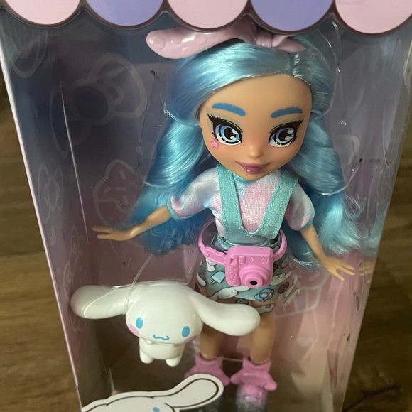 CINNAMOROLL-NWT Character Doll - Picture 7 of 9